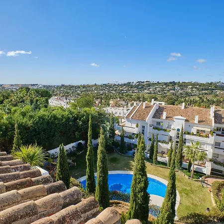Cozy 3 Bed Duplex With Shared Swimming Pool In Nueva Andalucia *
